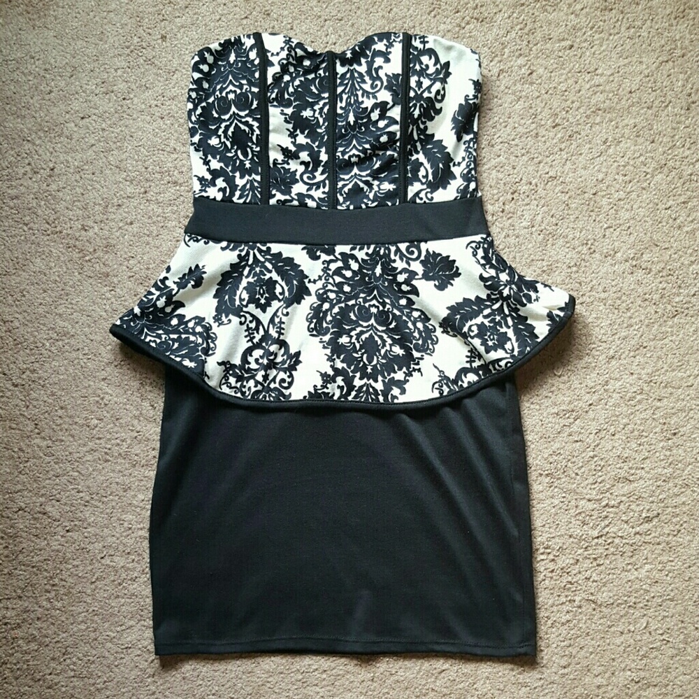 Cream/Black Victorian Print Peplum Mini Dress